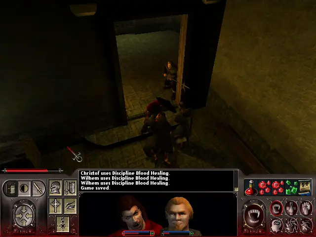 Foto on es veu Christof amb el seu vestit de Creuat, xuclant la sang d'un Monjo.
Ara que marxem, ens havíem de curar i recuperar la sang.